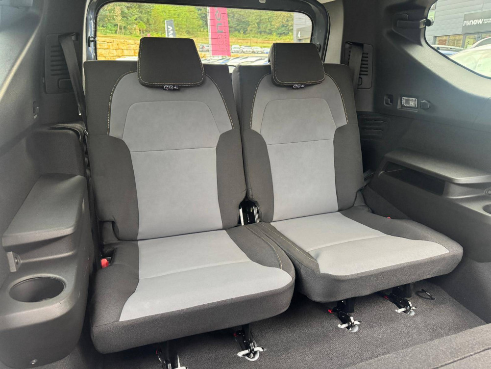 Acheter Dacia Jogger Jogger ECO-G 100 7 places GSR2 Extreme + 5p occasion dans les concessions du Groupe Faurie