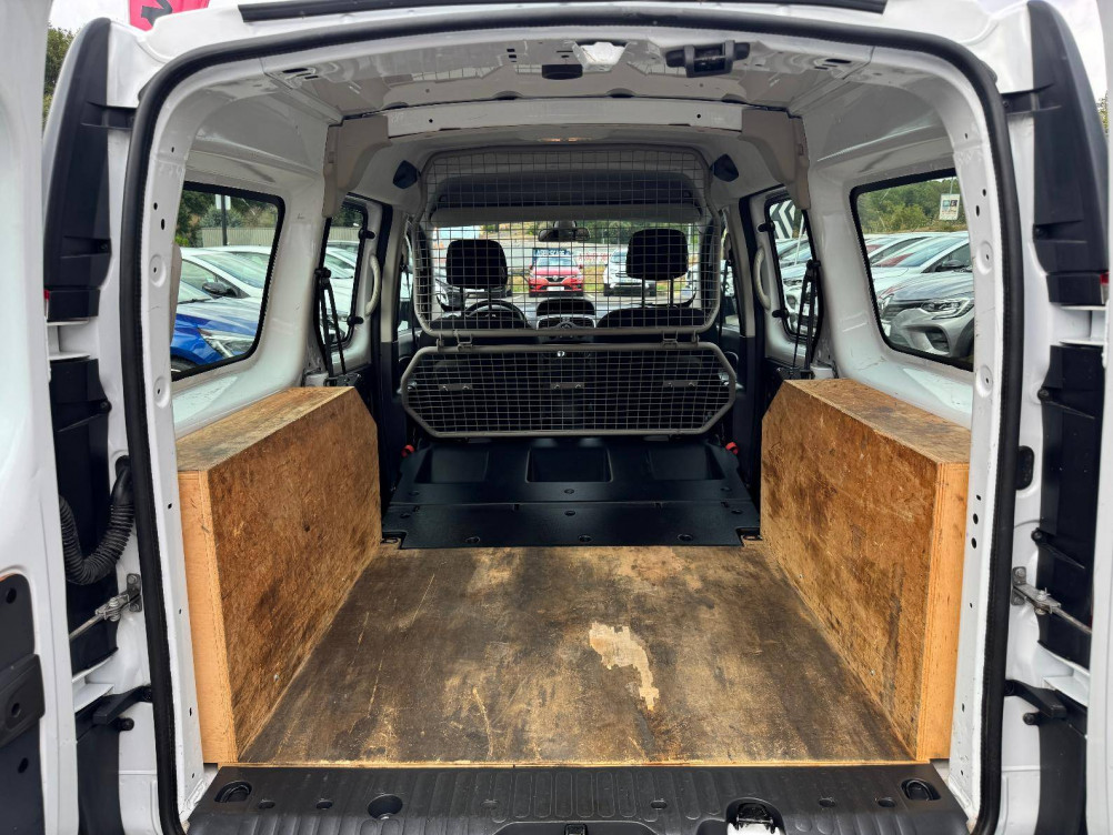 Acheter Renault Kangoo Express 2 KANGOO EXPRESS CA MAXI 1.5 DCI 110 E6 GRAND CONFORT 4p occasion dans les concessions du Groupe Faurie