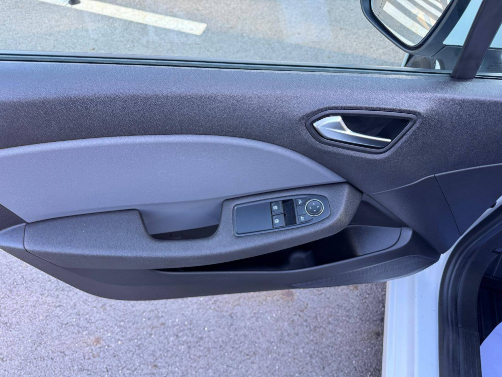 Acheter Renault Clio 5 CLIO SOCIETE BLUE DCI 85 AIR NAV 5p occasion dans les concessions du Groupe Faurie