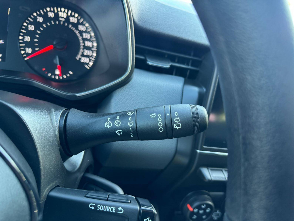 Acheter Renault Clio 5 CLIO SOCIETE BLUE DCI 85 AIR NAV 5p occasion dans les concessions du Groupe Faurie
