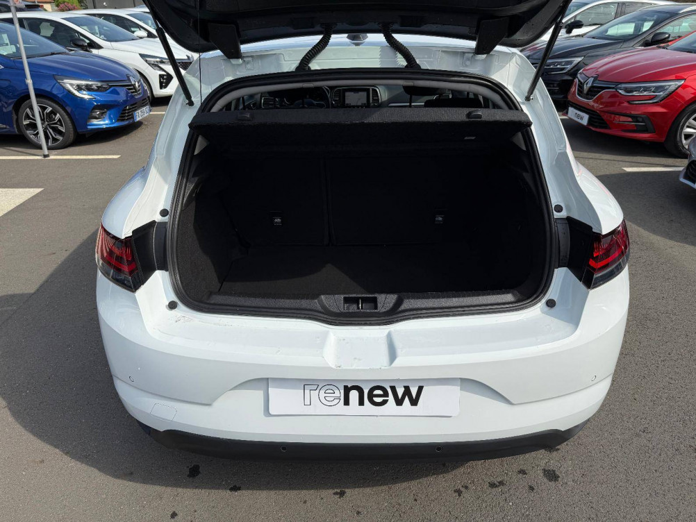 Acheter Renault Megane 4 Mégane IV Berline Blue dCi 115 - 21N Business 5p occasion dans les concessions du Groupe Faurie