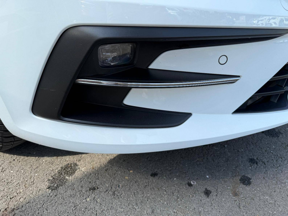 Acheter Renault Megane 4 Mégane IV Berline Blue dCi 115 - 21N Business 5p occasion dans les concessions du Groupe Faurie