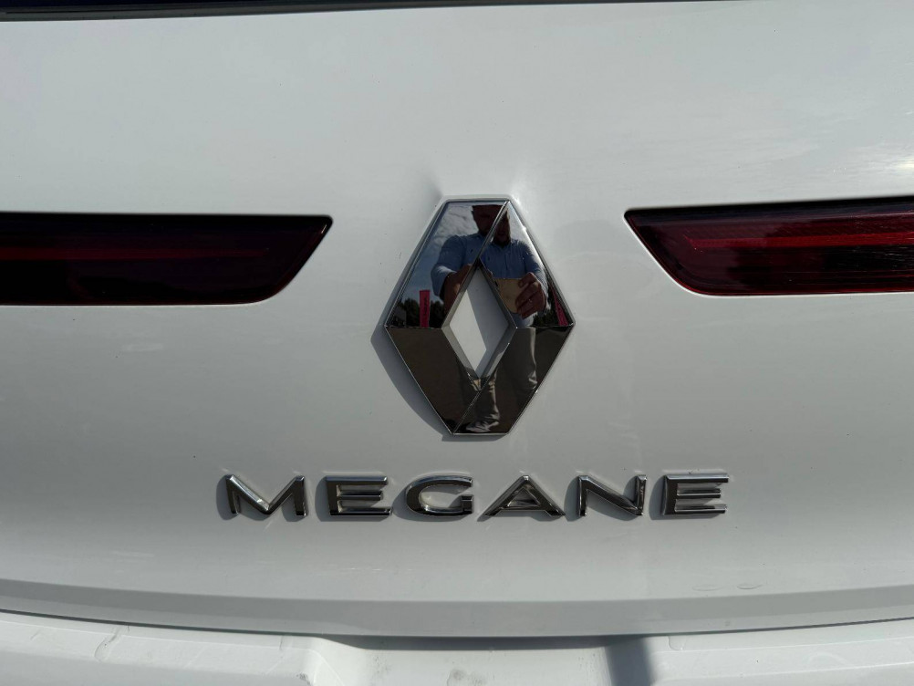 Acheter Renault Megane 4 Mégane IV Berline Blue dCi 115 - 21N Business 5p occasion dans les concessions du Groupe Faurie