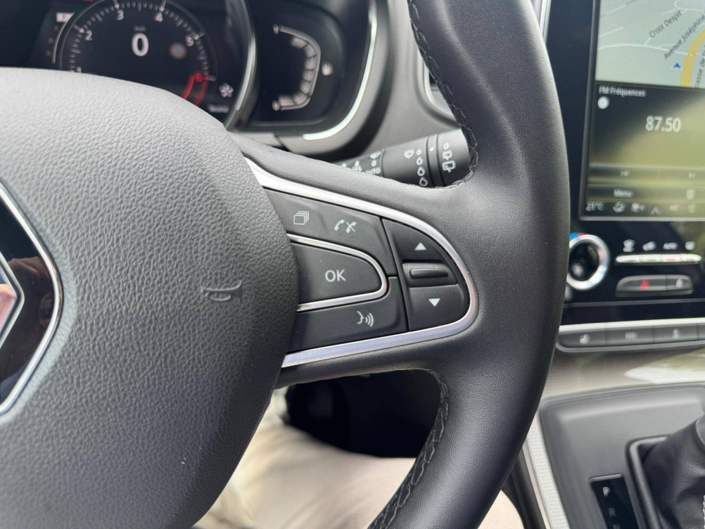 Acheter Renault Grand Scenic 4 Grand Scenic TCe 140 EDC Techno 5p occasion dans les concessions du Groupe Faurie
