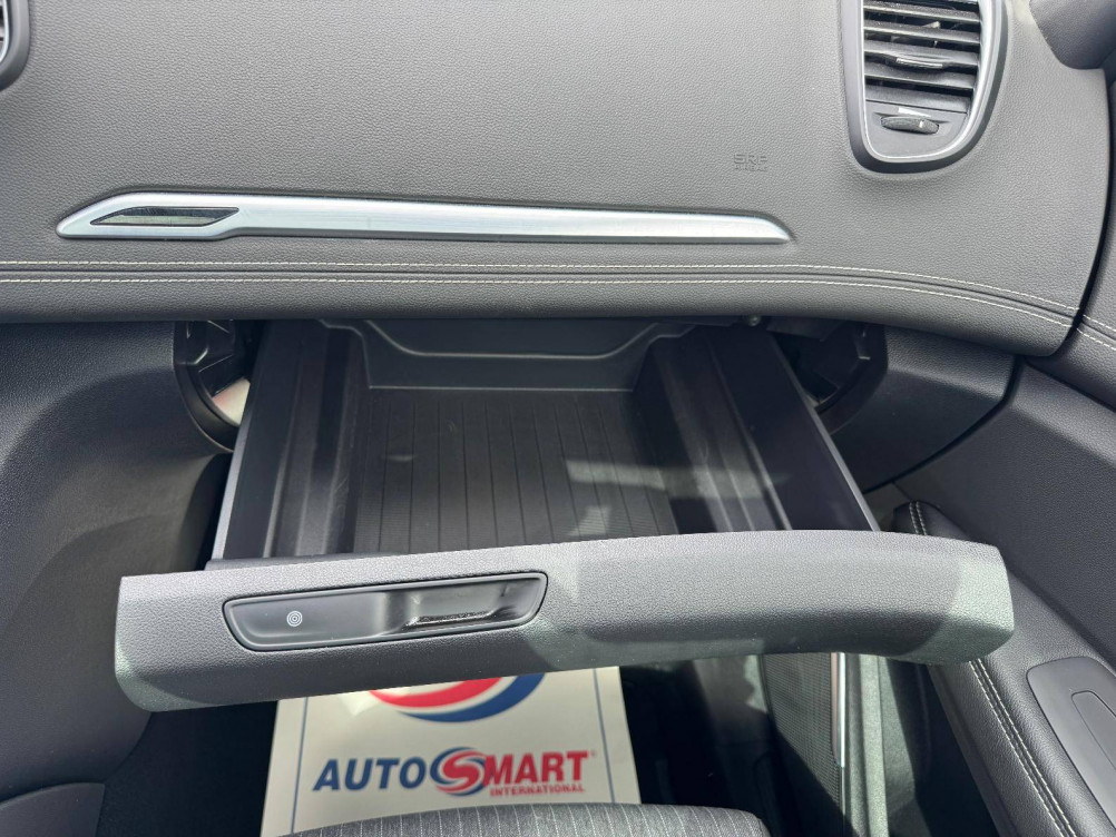 Acheter Renault Grand Scenic 4 Grand Scenic TCe 140 EDC Techno 5p occasion dans les concessions du Groupe Faurie