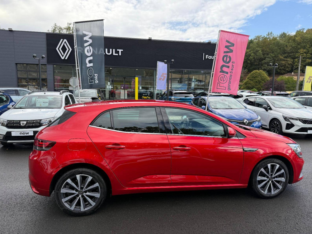 Acheter Renault Megane 4 Mégane IV Berline TCe 140 EDC FAP - 21N R.S. Line 5p occasion dans les concessions du Groupe Faurie