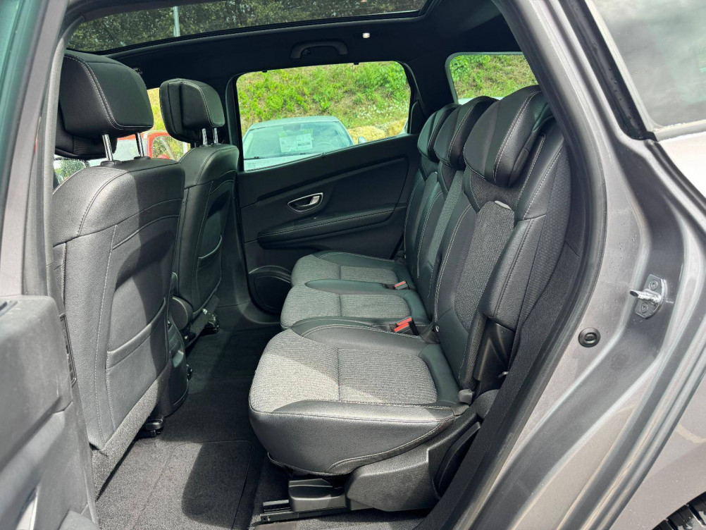Acheter Renault Grand Scenic 4 Grand Scenic TCe 140 EDC Techno 5p occasion dans les concessions du Groupe Faurie
