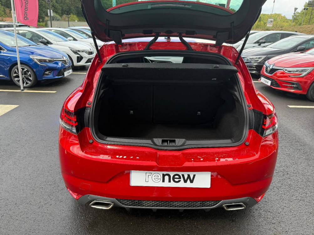 Acheter Renault Megane 4 Mégane IV Berline TCe 140 EDC FAP - 21N R.S. Line 5p occasion dans les concessions du Groupe Faurie