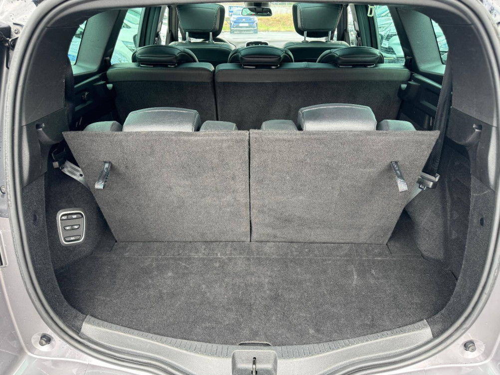 Acheter Renault Grand Scenic 4 Grand Scenic TCe 140 EDC Techno 5p occasion dans les concessions du Groupe Faurie