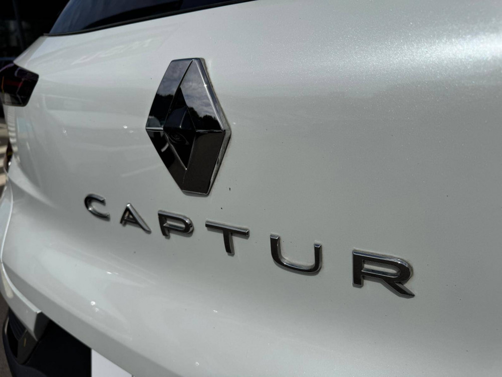 Acheter Renault Captur 2 Captur E-Tech Plug-in 160 - 21 Intens 5p occasion dans les concessions du Groupe Faurie