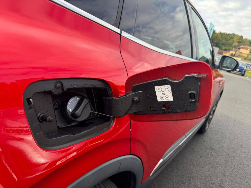 Acheter Renault Arkana Arkana E-Tech hybride 145 - 22 Techno 5p occasion dans les concessions du Groupe Faurie