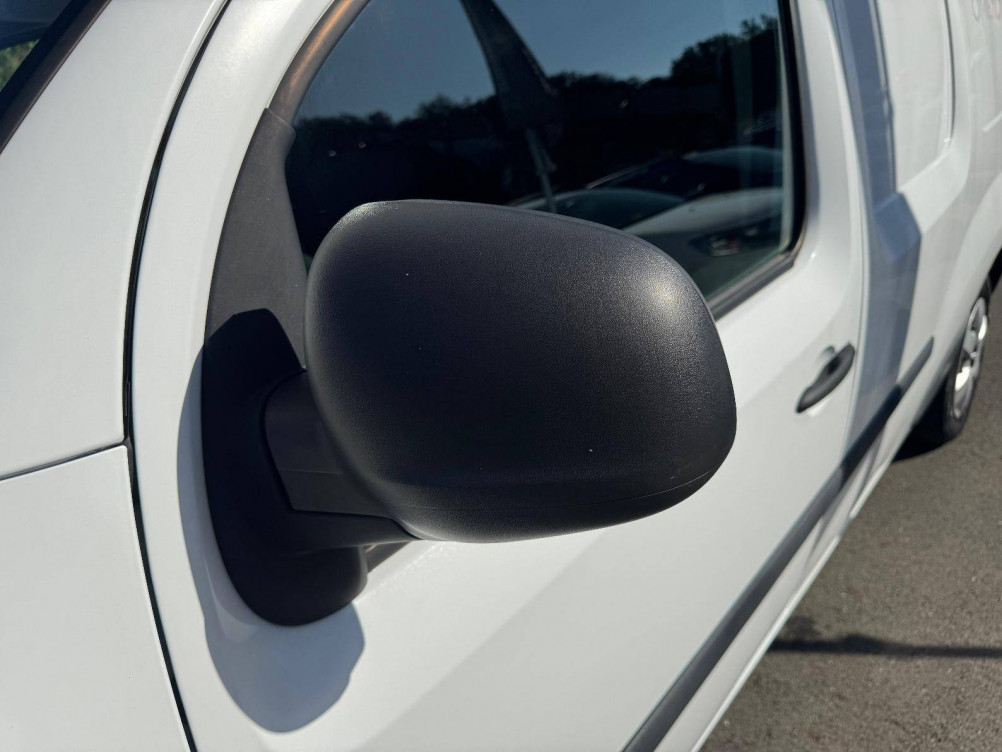 Acheter Renault Kangoo Express 2 KANGOO EXPRESS GRAND VOLUME BLUE DCI 95 GRAND CONFORT 5p occasion dans les concessions du Groupe Faurie
