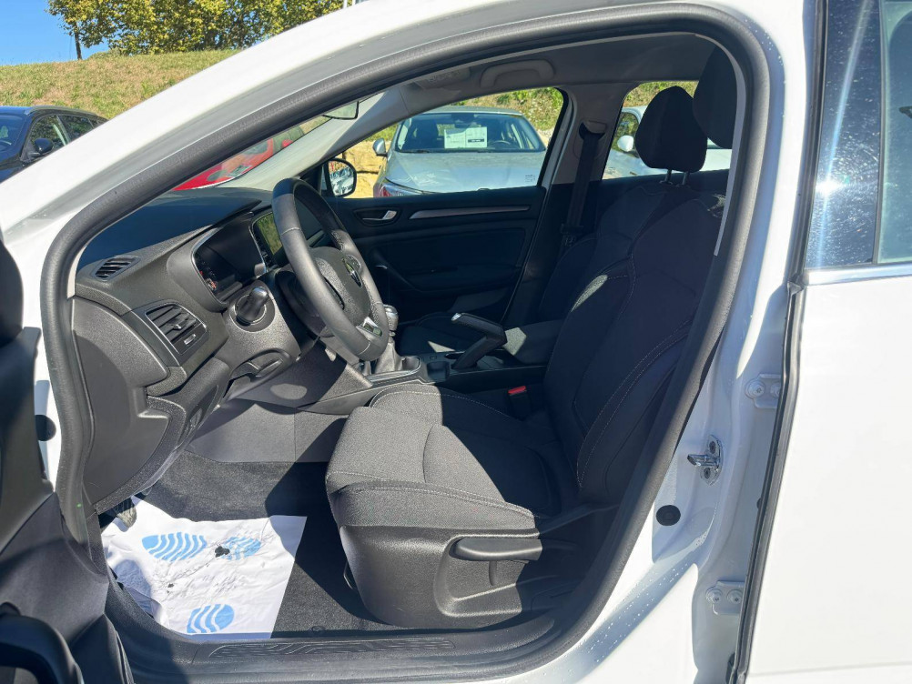 Acheter Renault Megane 4 Mégane IV Berline Blue dCi 115 - 21B Business 5p occasion dans les concessions du Groupe Faurie
