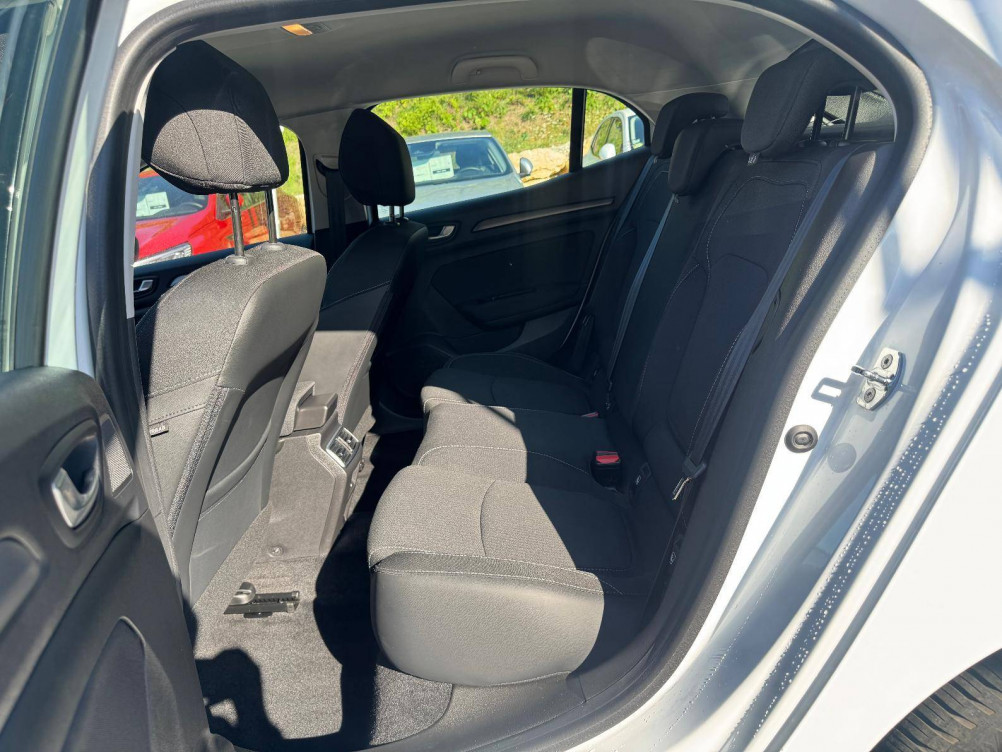 Acheter Renault Megane 4 Mégane IV Berline Blue dCi 115 - 21B Business 5p occasion dans les concessions du Groupe Faurie