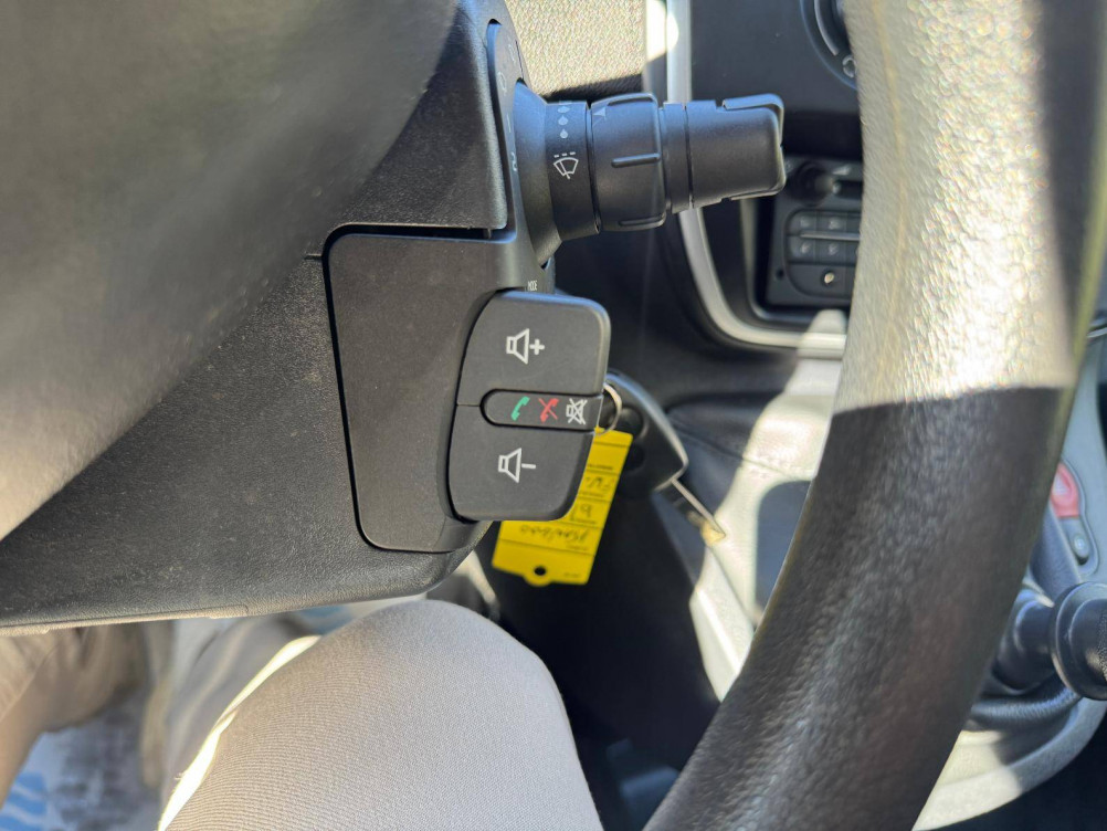 Acheter Renault Kangoo Express 2 KANGOO EXPRESS GRAND VOLUME BLUE DCI 95 GRAND CONFORT 5p occasion dans les concessions du Groupe Faurie