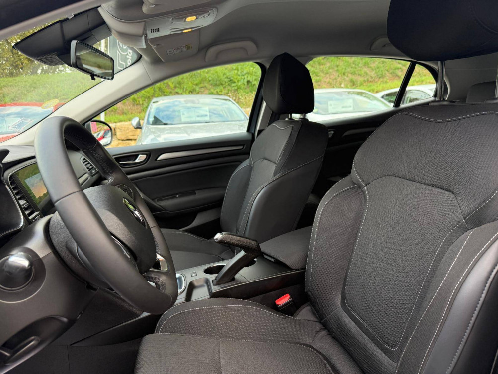 Acheter Renault Megane 4 Mégane IV Berline Blue dCi 115 EDC - 21N Business 5p occasion dans les concessions du Groupe Faurie