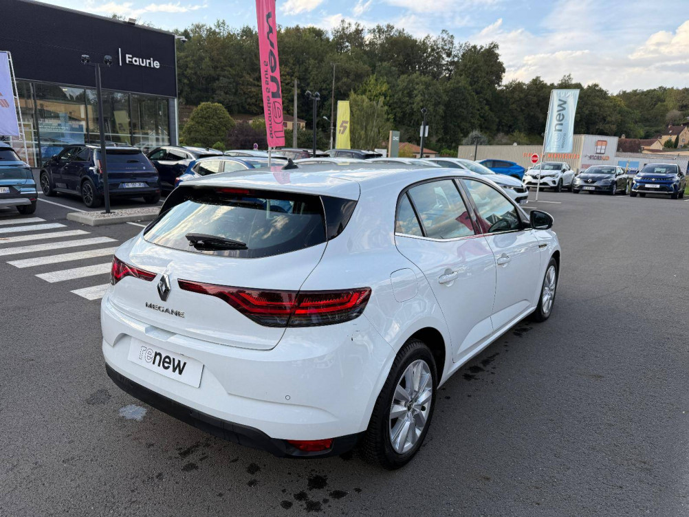 Acheter Renault Megane 4 Mégane IV Berline Blue dCi 115 Business 5p occasion dans les concessions du Groupe Faurie