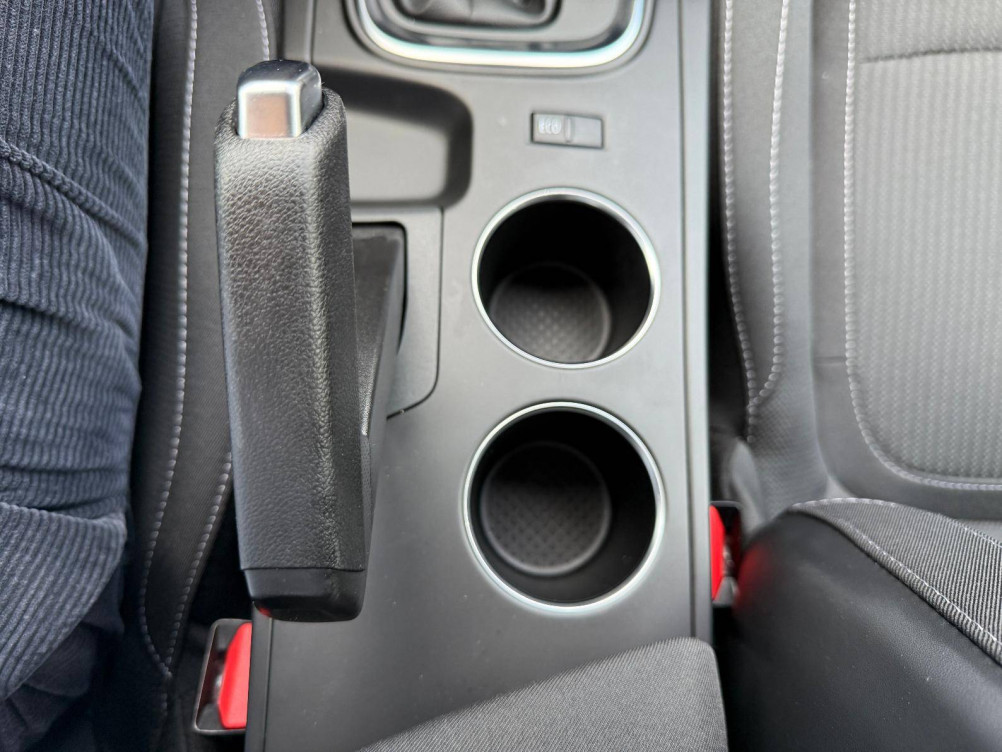 Acheter Renault Megane 4 Mégane IV Berline Blue dCi 115 EDC - 21N Business 5p occasion dans les concessions du Groupe Faurie