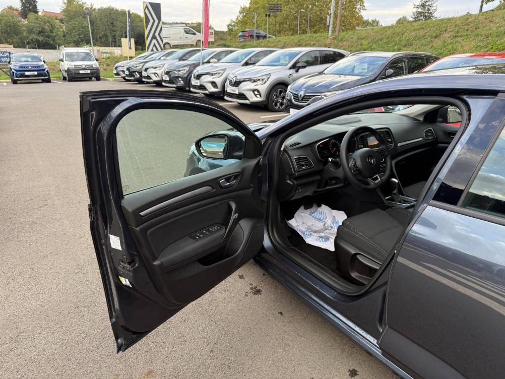 Acheter Renault Megane 4 Mégane IV Berline Blue dCi 115 EDC - 21N Business 5p occasion dans les concessions du Groupe Faurie