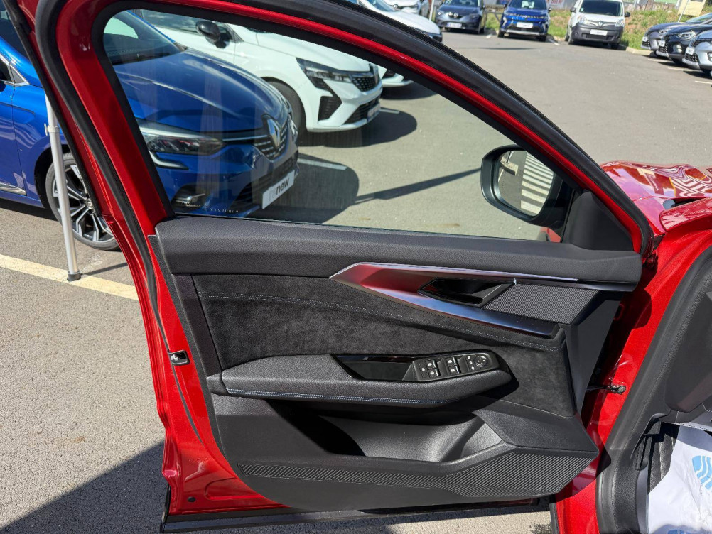 Acheter Renault Austral Austral E-Tech full hybrid 200 GSR2 Iconic esprit Alpine 5p occasion dans les concessions du Groupe Faurie