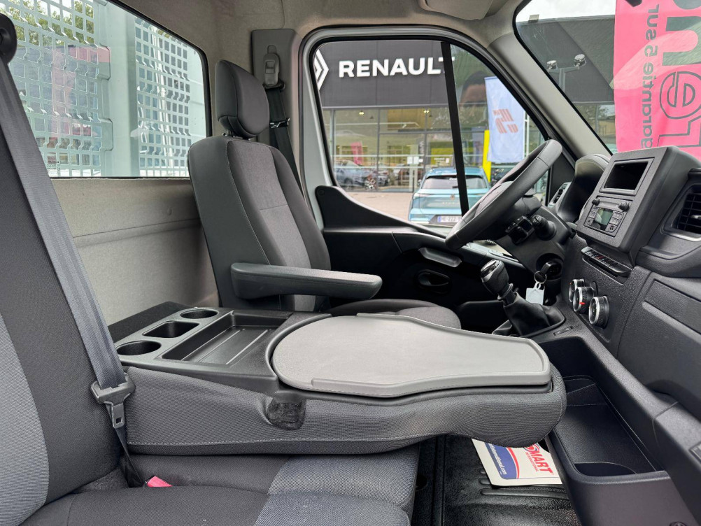 Acheter Renault Master 3 MASTER CC PROP RJ3500 PAF AR COURT L2 DCI 130 GRAND CONFORT 2p occasion dans les concessions du Groupe Faurie