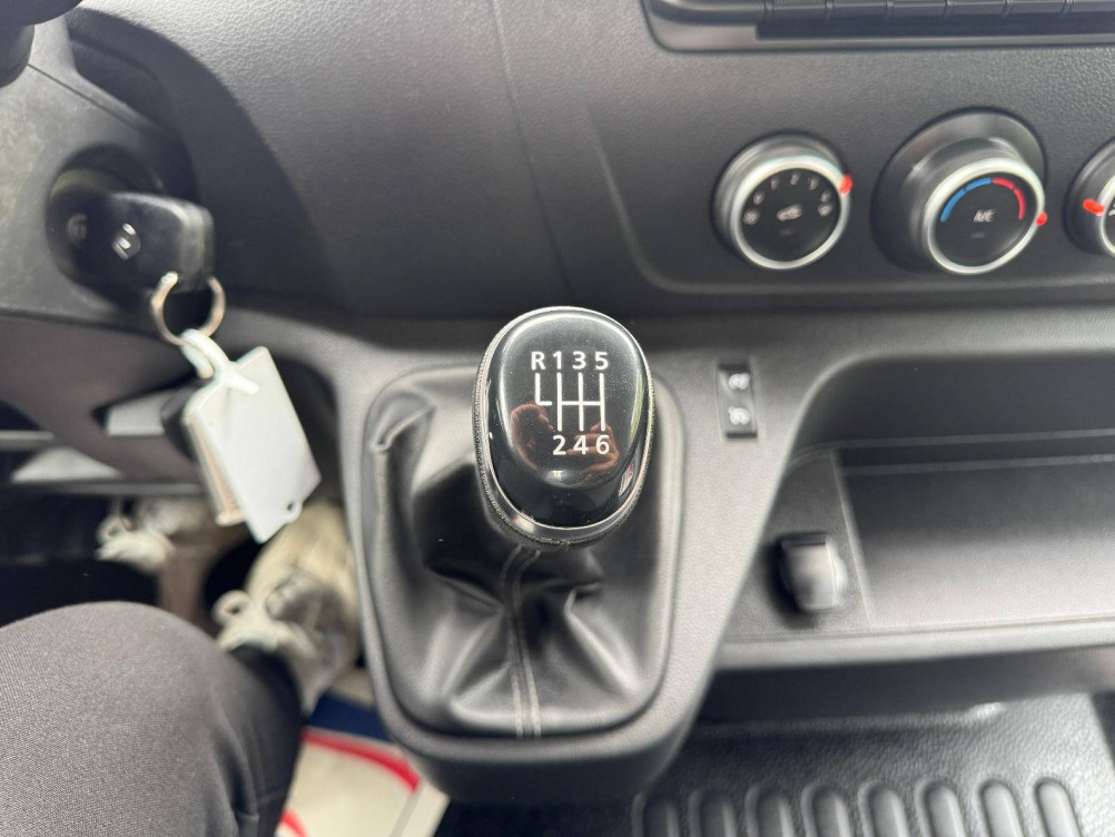 Acheter Renault Master 3 MASTER CC PROP RJ3500 PAF AR COURT L2 DCI 130 GRAND CONFORT 2p occasion dans les concessions du Groupe Faurie