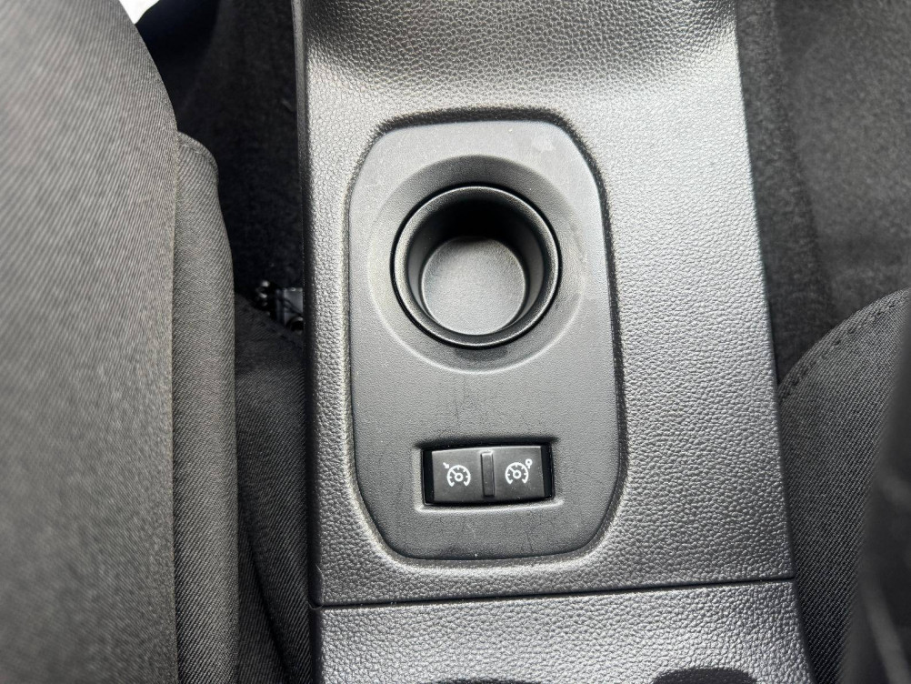 Acheter Dacia Duster Duster ECO-G 100 4x2 15 ans 5p occasion dans les concessions du Groupe Faurie