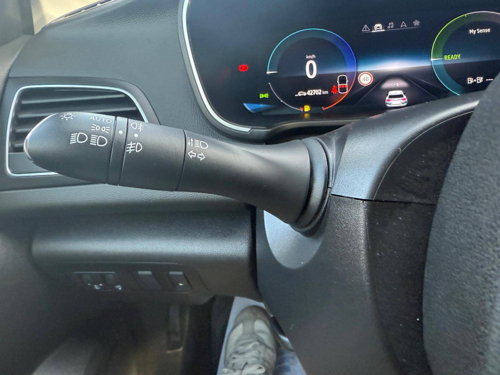 Acheter Renault Megane 4 Megane IV Estate E-Tech plug-in hybrid 160 Techno 5p occasion dans les concessions du Groupe Faurie