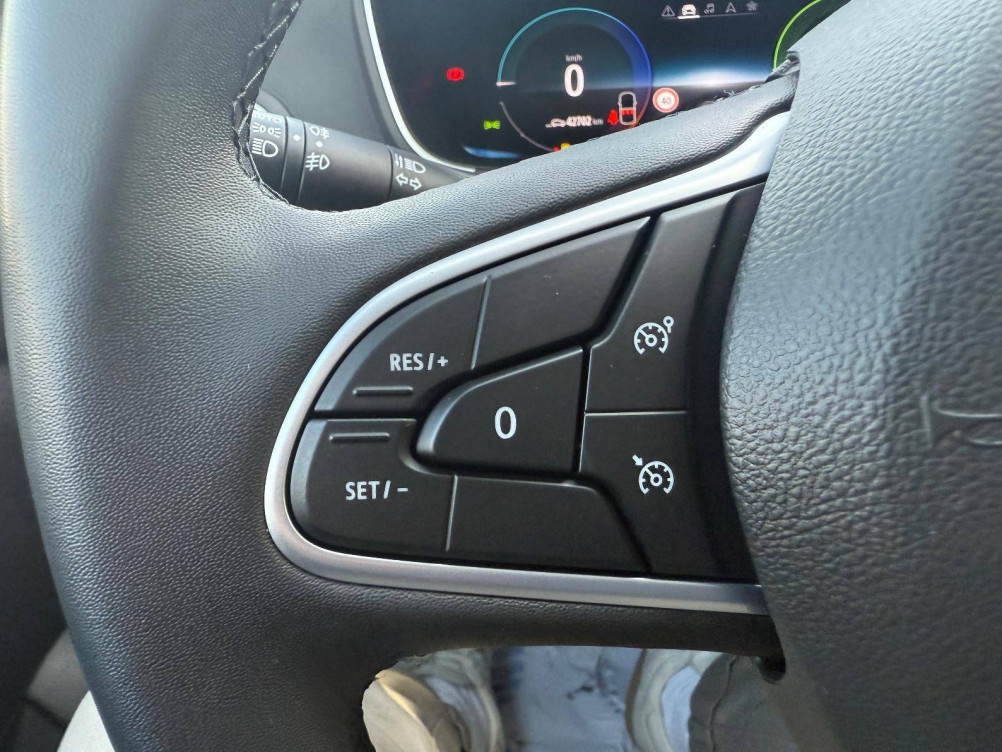 Acheter Renault Megane 4 Megane IV Estate E-Tech plug-in hybrid 160 Techno 5p occasion dans les concessions du Groupe Faurie