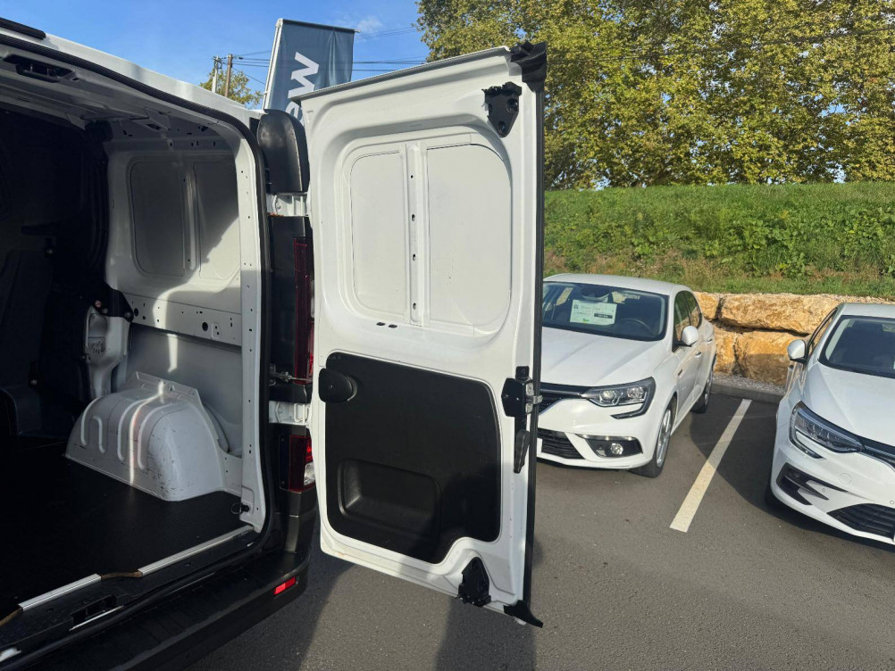 Acheter Renault Trafic 3 TRAFIC CA L1H1 1000 KG DCI 145 ENERGY GRAND CONFORT 4p occasion dans les concessions du Groupe Faurie