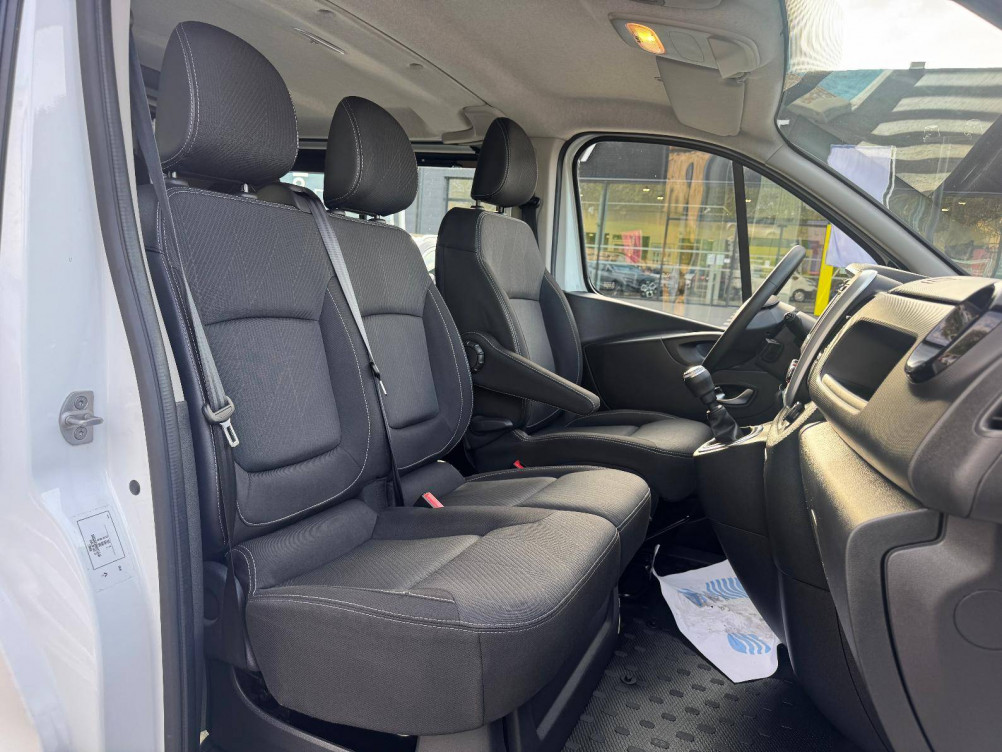 Acheter Renault Trafic 3 TRAFIC CA L1H1 1000 KG DCI 145 ENERGY GRAND CONFORT 4p occasion dans les concessions du Groupe Faurie
