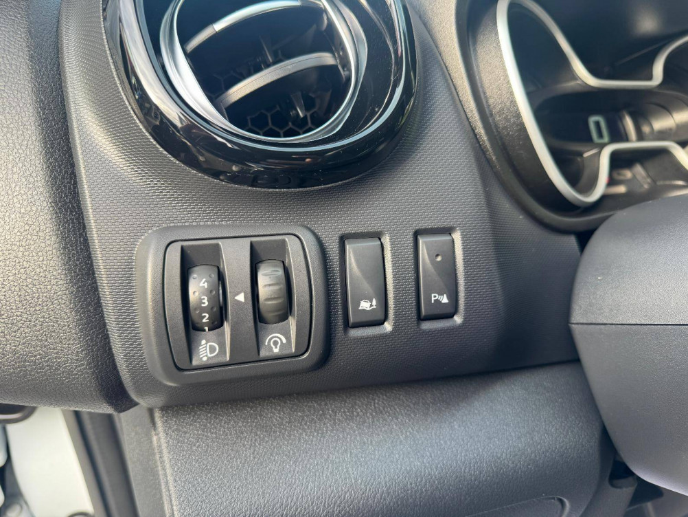 Acheter Renault Trafic 3 TRAFIC CA L1H1 1000 KG DCI 145 ENERGY GRAND CONFORT 4p occasion dans les concessions du Groupe Faurie