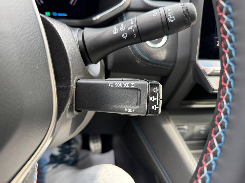 Acheter Renault Captur 2 Captur E-Tech full hybrid 145 ch esprit Alpine 5p occasion dans les concessions du Groupe Faurie