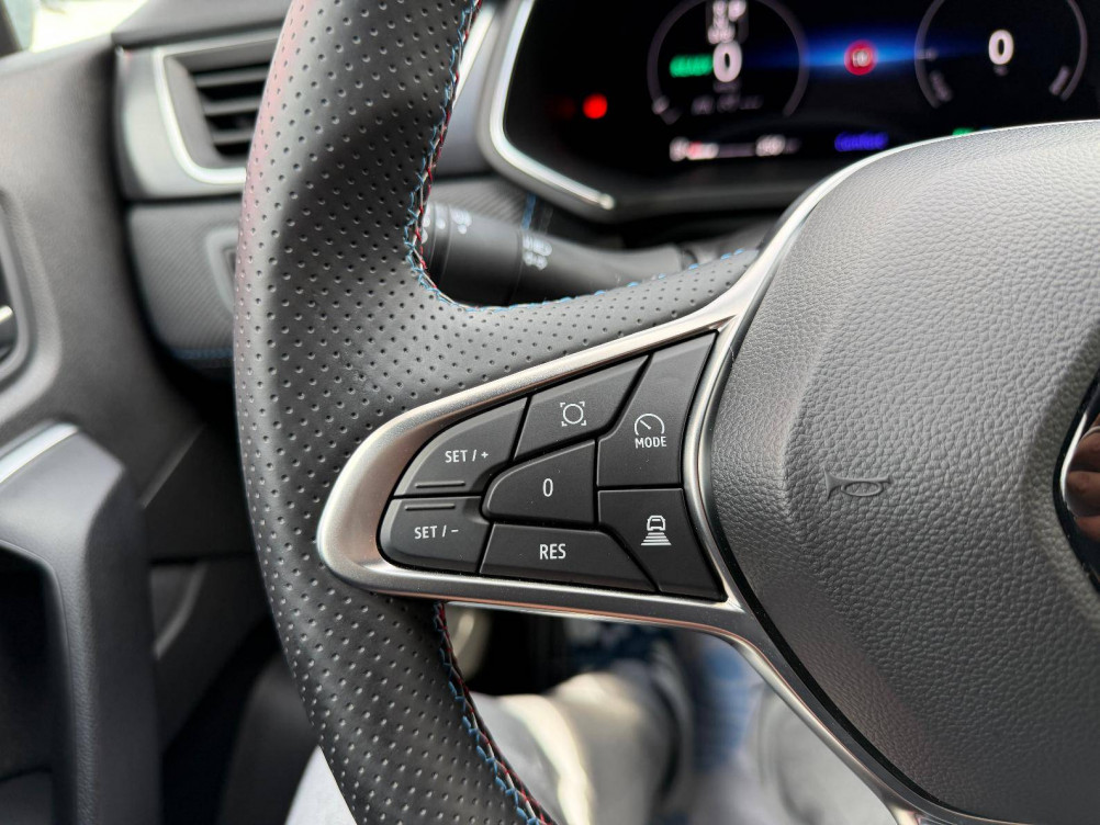 Acheter Renault Captur 2 Captur E-Tech full hybrid 145 ch esprit Alpine 5p occasion dans les concessions du Groupe Faurie