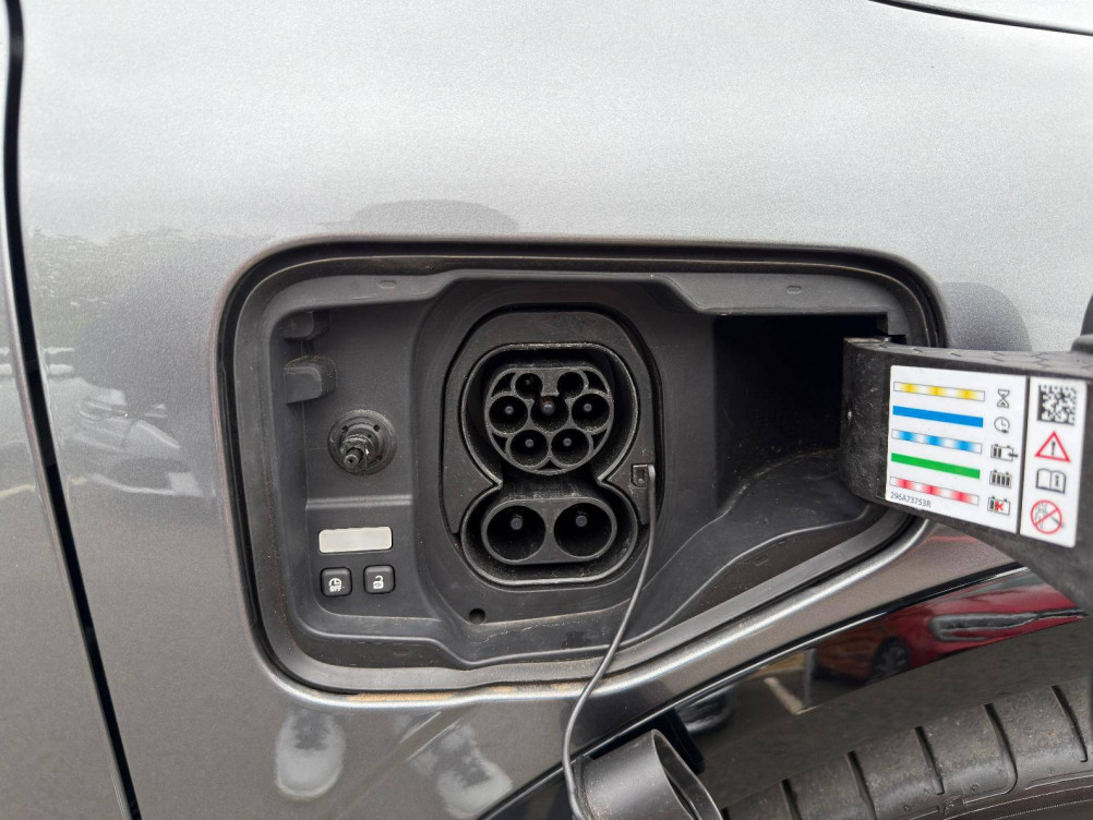 Acheter Renault Megane E-Tech Megane E-Tech EV60 220 ch optimum charge Iconic 5p occasion dans les concessions du Groupe Faurie