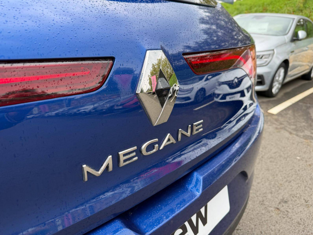 Acheter Renault Megane 4 Megane IV Berline TCe 140 EDC Techno 5p occasion dans les concessions du Groupe Faurie