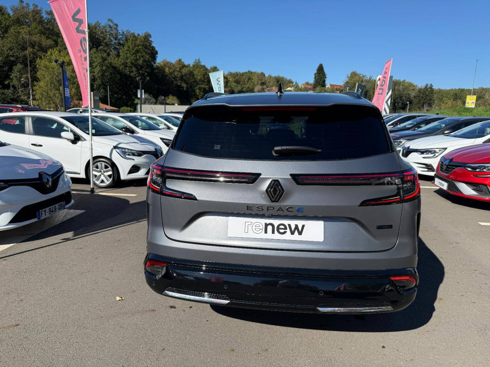 Acheter Renault Espace 6 Espace E-Tech hybrid 200 esprit Alpine 5p occasion dans les concessions du Groupe Faurie