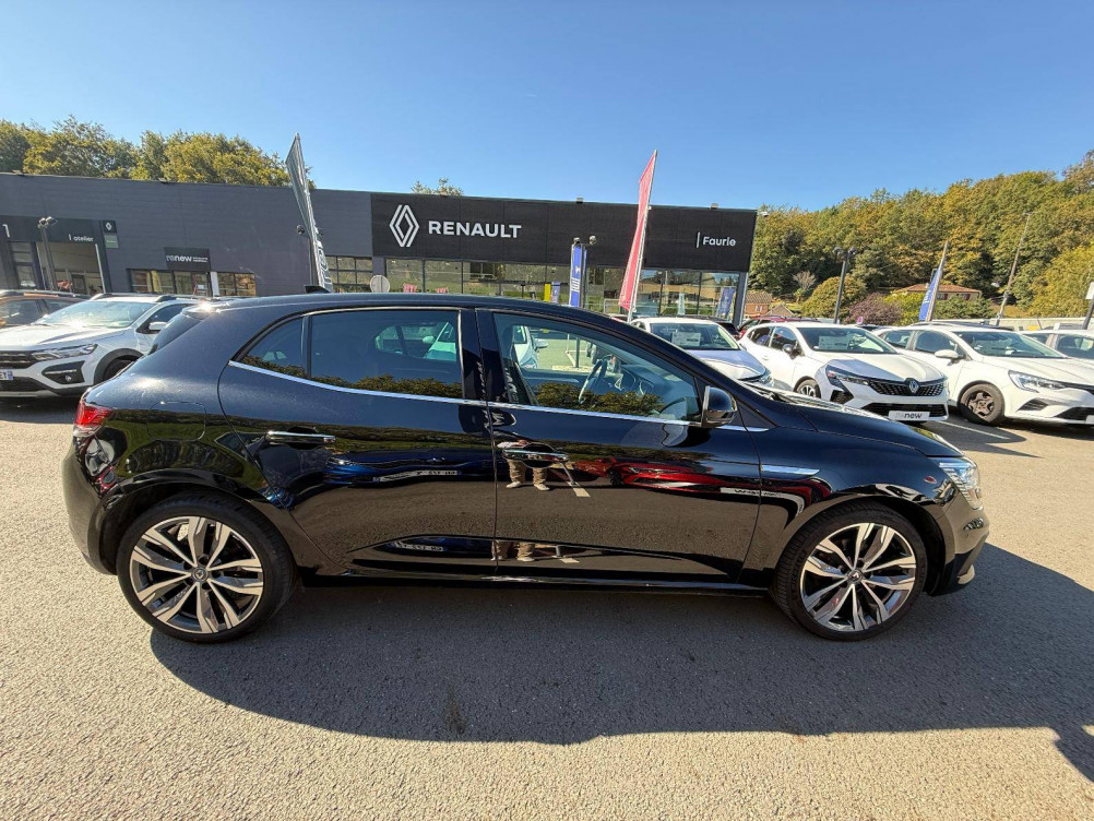 Acheter Renault Megane 4 Megane IV Berline Blue dCi 115 EDC Techno 5p occasion dans les concessions du Groupe Faurie