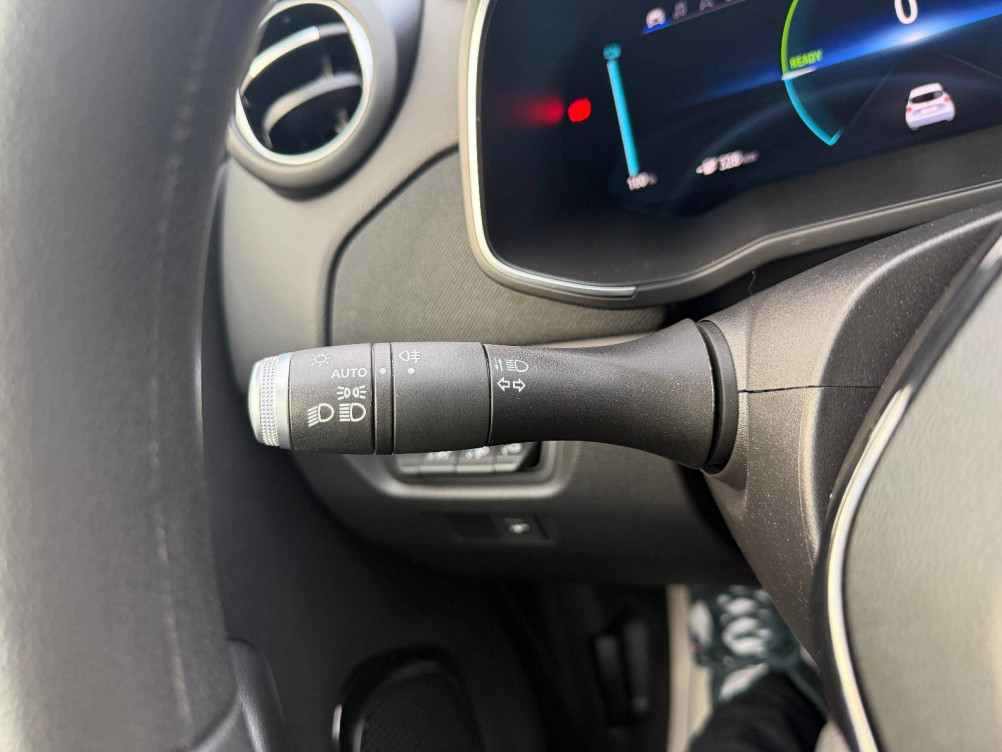 Acheter Renault Zoe Zoe R110 Life 5p occasion dans les concessions du Groupe Faurie