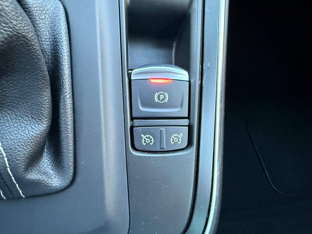 Acheter Renault Grand Scenic 4 Grand Scenic TCe 140 FAP EDC - 21 Business 5p occasion dans les concessions du Groupe Faurie