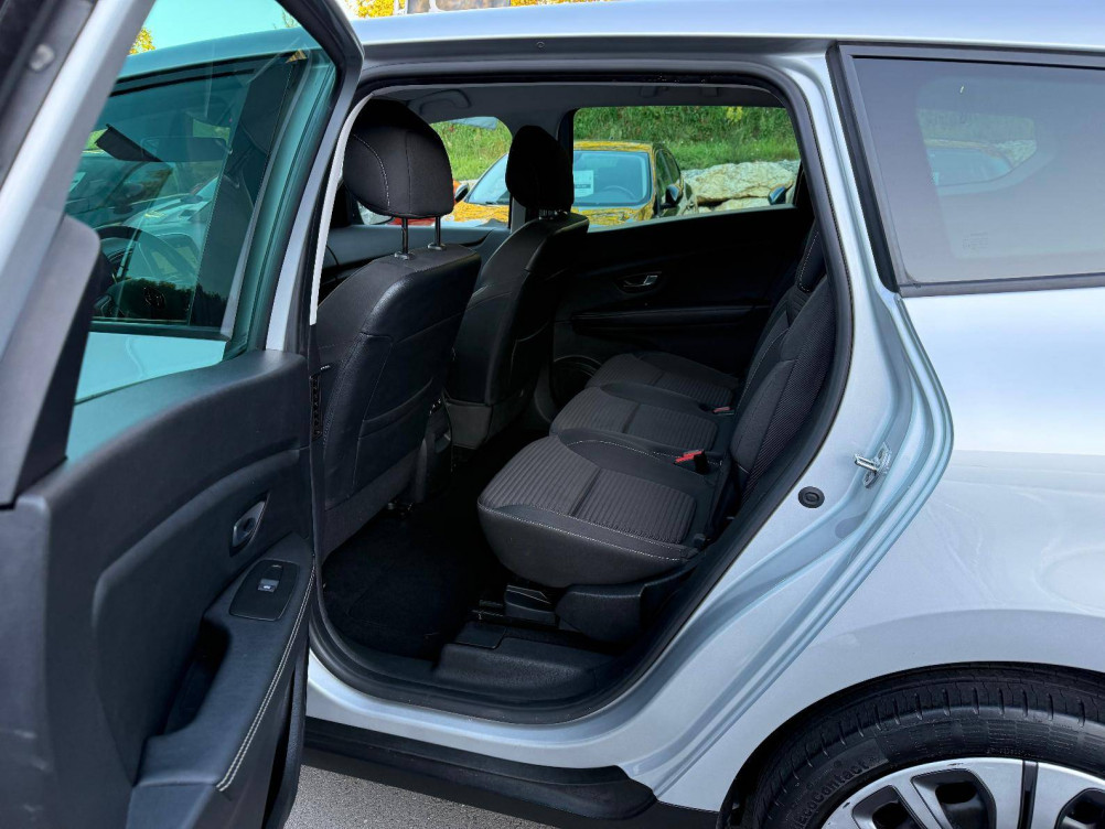 Acheter Renault Grand Scenic 4 Grand Scenic TCe 140 FAP EDC - 21 Business 5p occasion dans les concessions du Groupe Faurie