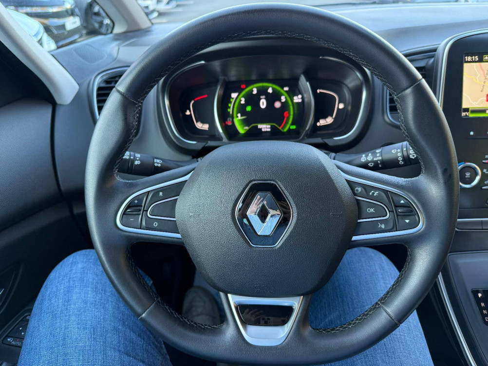 Acheter Renault Grand Scenic 4 Grand Scenic TCe 140 FAP EDC - 21 Business 5p occasion dans les concessions du Groupe Faurie