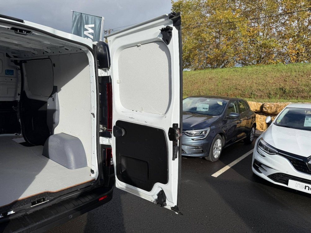 Acheter Renault Trafic 3 TRAFIC FGN L1H1 3000 KG BLUE DCI 130 GRAND CONFORT 4p occasion dans les concessions du Groupe Faurie