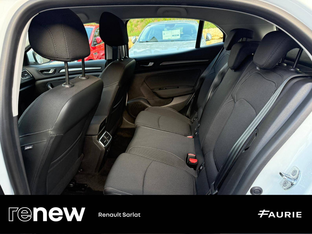 Acheter Renault Megane 4 Mégane IV Berline Blue dCi 115 Business 5p occasion dans les concessions du Groupe Faurie