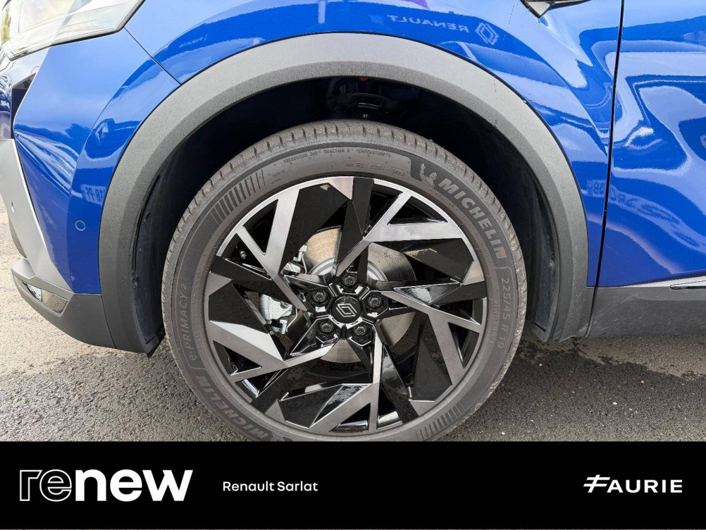 Acheter Renault Captur 2 Captur E-Tech full hybrid 145 ch esprit Alpine 5p occasion dans les concessions du Groupe Faurie