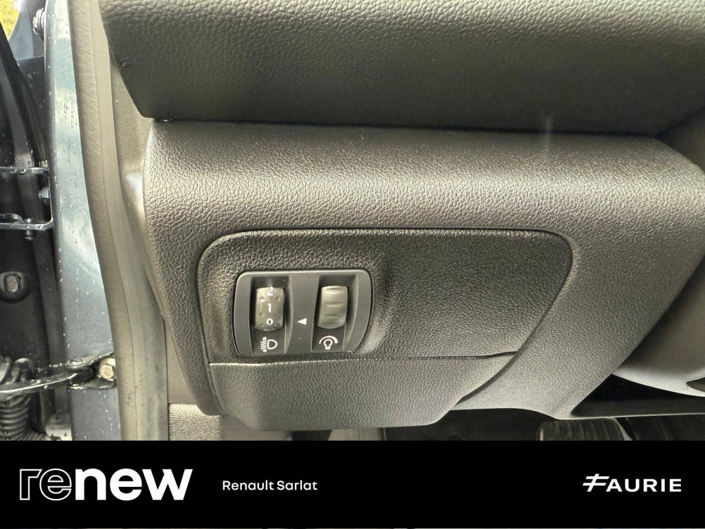 Acheter Renault Megane 4 Mégane IV Berline Blue dCi 115 EDC - 21N Business 5p occasion dans les concessions du Groupe Faurie