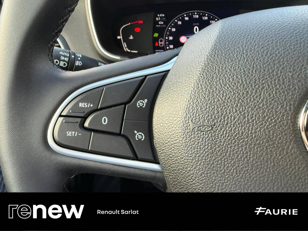 Acheter Renault Megane 4 Mégane IV Berline Blue dCi 115 Business 5p occasion dans les concessions du Groupe Faurie