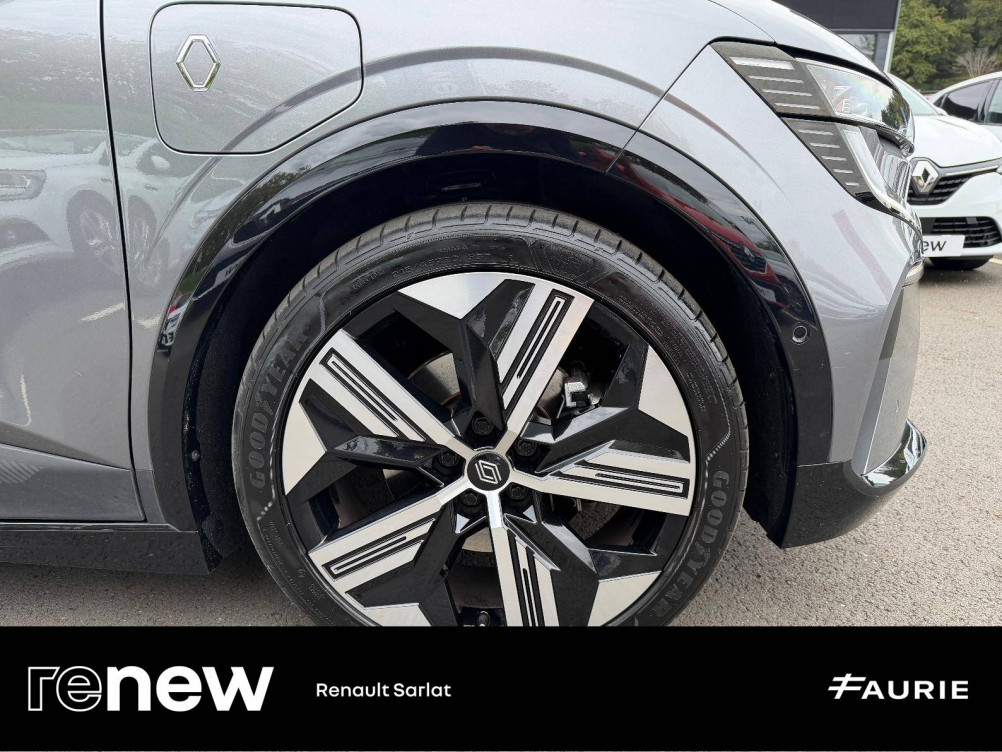 Acheter Renault Megane E-Tech Megane E-Tech EV60 220 ch optimum charge Iconic 5p occasion dans les concessions du Groupe Faurie