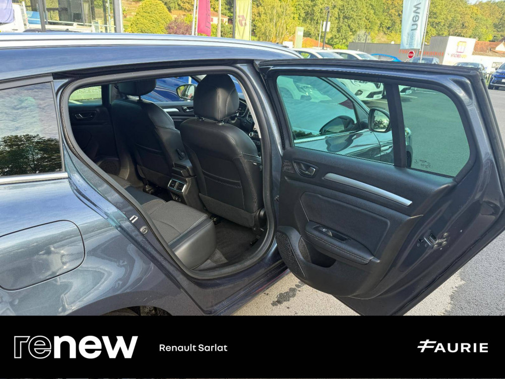 Acheter Renault Megane 4 Megane IV Estate E-Tech plug-in hybrid 160 Techno 5p occasion dans les concessions du Groupe Faurie