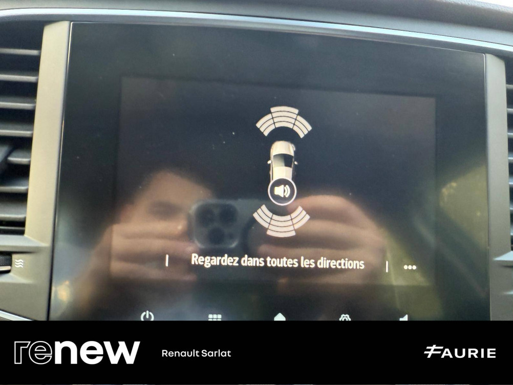 Acheter Renault Megane 4 Mégane IV Berline Blue dCi 115 Business 5p occasion dans les concessions du Groupe Faurie